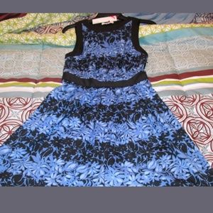 Women's Elle A-Line Dress - Flared
Size 4